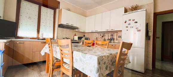 9 rooms Commercial property in San Severo, Italy No. 22433 4