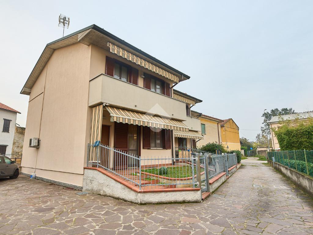 3 Schlafzimmer Villa in Boffalora d'Adda, Italy, Nr. 60538