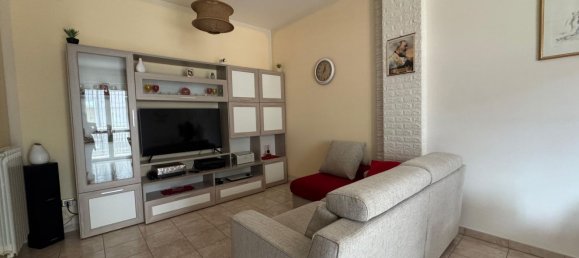 Apartamento de 2 divisões em Foggia, Italy N.º 21259 4