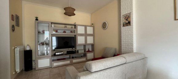 Apartamento de 2 divisões em Foggia, Italy N.º 21259 3