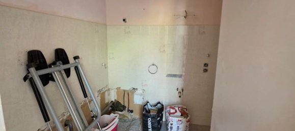 1 chambre Appartement à Bédarieux, France No. 342155 3