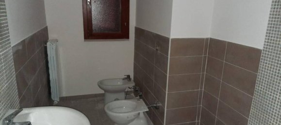 Apartamento de 4 habitaciónes en San Marcellino, Italy No. 107350 7