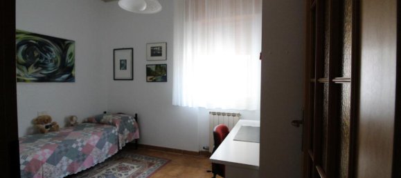 4 rooms Apartment in Reggio Calabria, Italy No. 9120 5