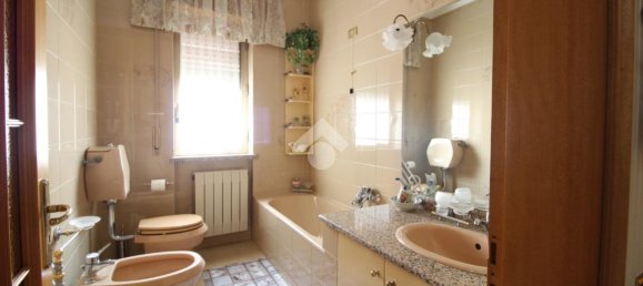 4 rooms Apartment in Reggio Calabria, Italy No. 9120 10
