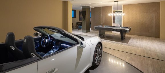 5 bedrooms Villa in Marbella, Spain No. 73068 27