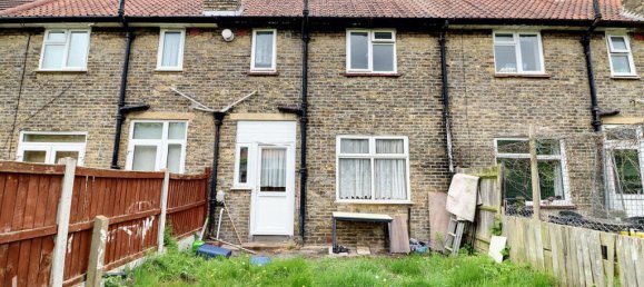 2 bedrooms House in Dagenham, United Kingdom No. 4823 10