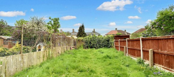 2 bedrooms House in Dagenham, United Kingdom No. 4823 11