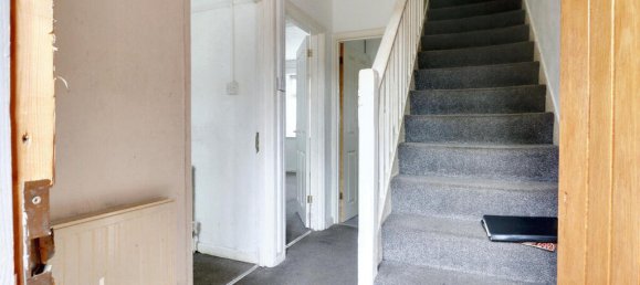 2 bedrooms House in Dagenham, United Kingdom No. 4823 2