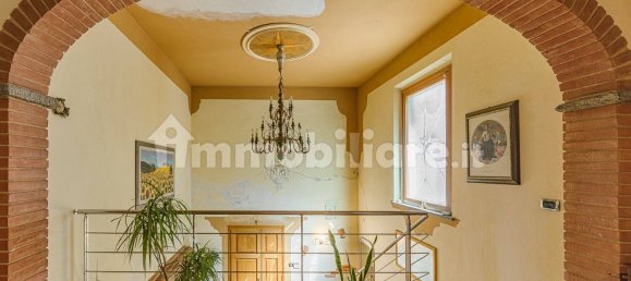 4 bedrooms Villa in Cerreto Guidi, Italy No. 271498 18