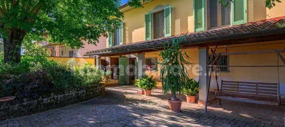 4 bedrooms Villa in Cerreto Guidi, Italy No. 271498 3