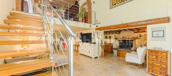 4 bedrooms Villa in Cerreto Guidi, Italy No. 271498 16