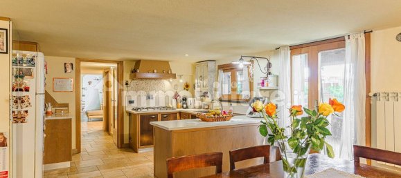 4 bedrooms Villa in Cerreto Guidi, Italy No. 271498 9