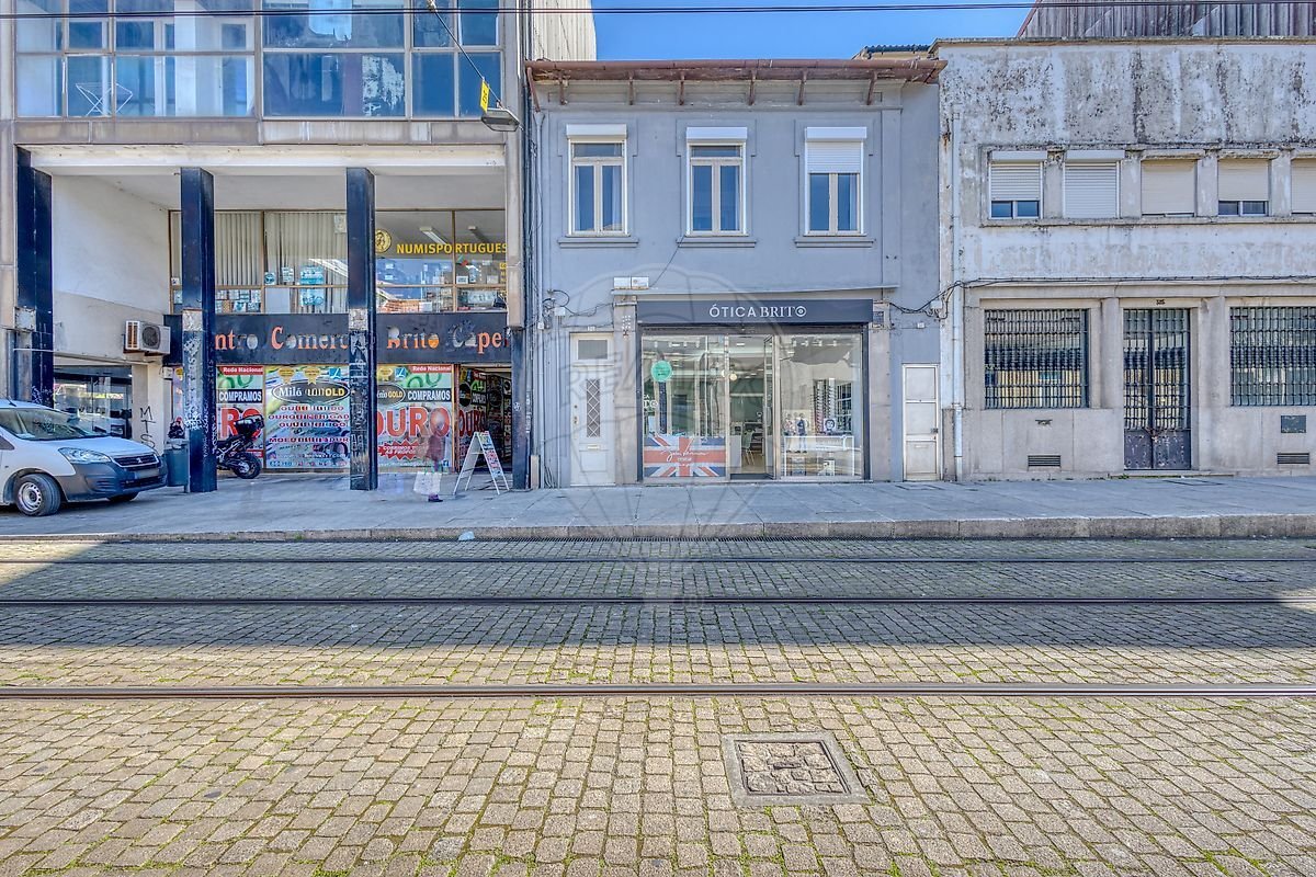 5 bedrooms House in Matosinhos, Portugal No. 195035