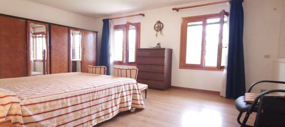 3 bedrooms Villa in Pordenone, Italy No. 285834 30