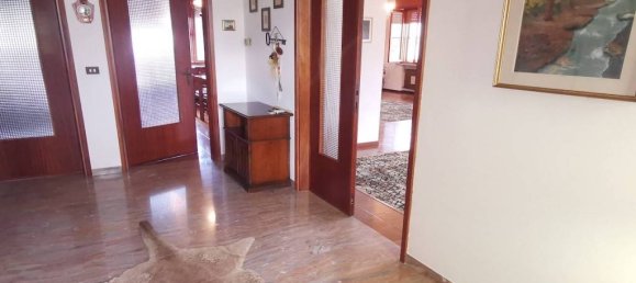 3 bedrooms Villa in Pordenone, Italy No. 285834 10