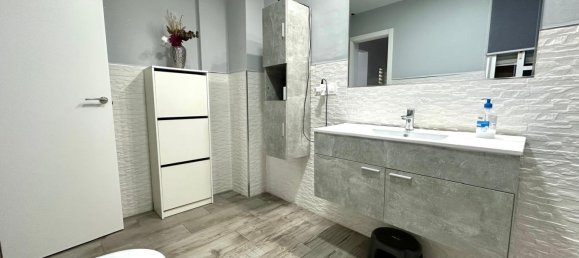 Apartamento T3 em El Puerto de Santa Maria, Spain N.º 144161 8