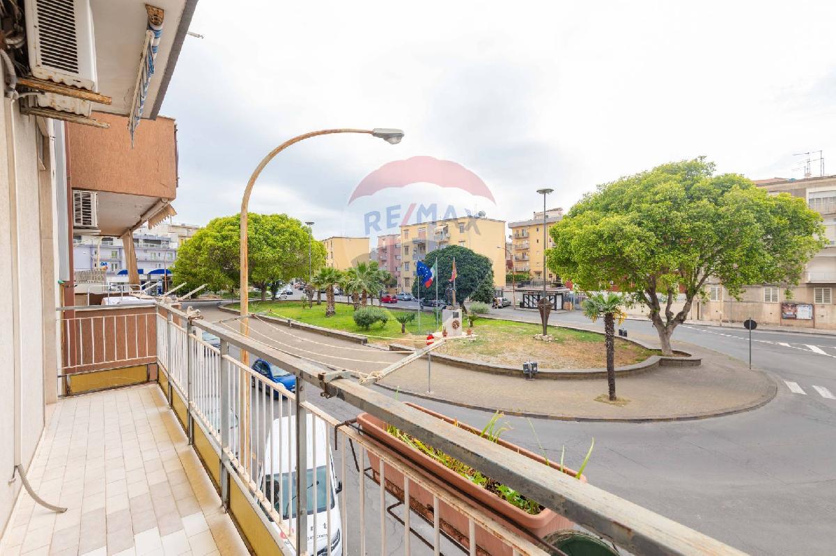 Apartamento de 2 dormitorios en Lentini, Italy No. 275827