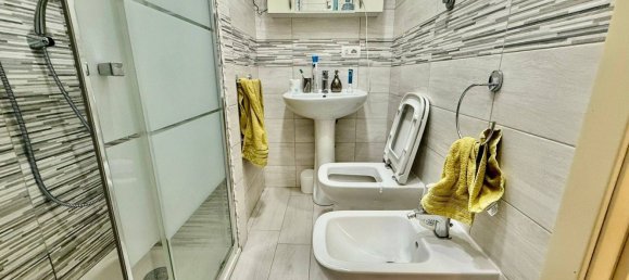 4 bedrooms Apartment in Naples, Italy No. 327084 32