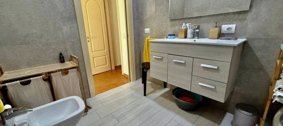 4 bedrooms Apartment in Naples, Italy No. 327084 29