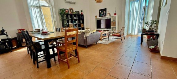 4 bedrooms Apartment in Naples, Italy No. 327084 25