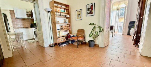 4 bedrooms Apartment in Naples, Italy No. 327084 20