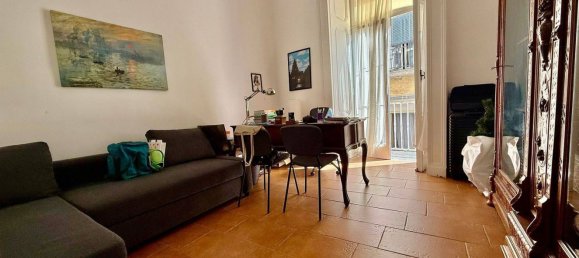 4 bedrooms Apartment in Naples, Italy No. 327084 24