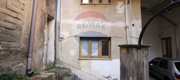 4-Zimmer Haus in Paternò, Italy, Nr. 150963 31