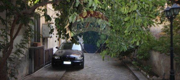 4-Zimmer Haus in Paternò, Italy, Nr. 150963 2