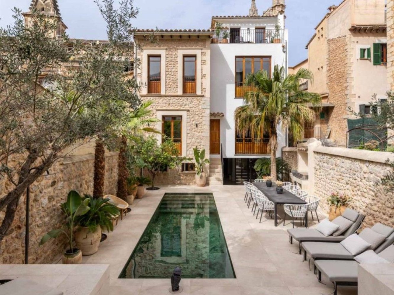 Casa de 7 dormitorios en Soller, Spain No. 226615