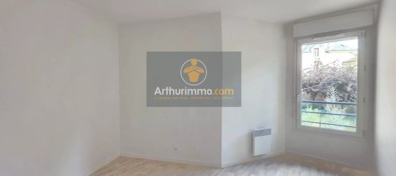 3 bedrooms House in Sarcelles, France No. 325857 6