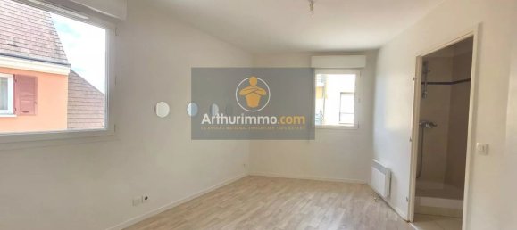 3 bedrooms House in Sarcelles, France No. 325857 9