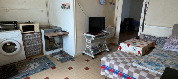 537m² Building in Vierzon, France No. 219105 9