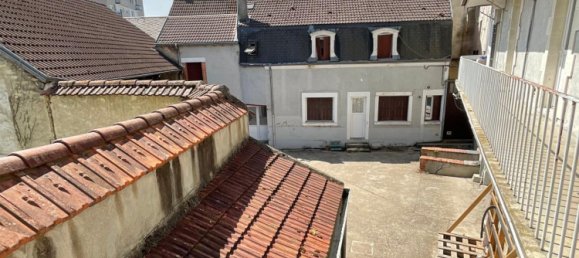 537m² Building in Vierzon, France No. 219105 27