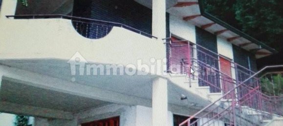 3 bedrooms Villa in Carrara, Italy No. 48078 15