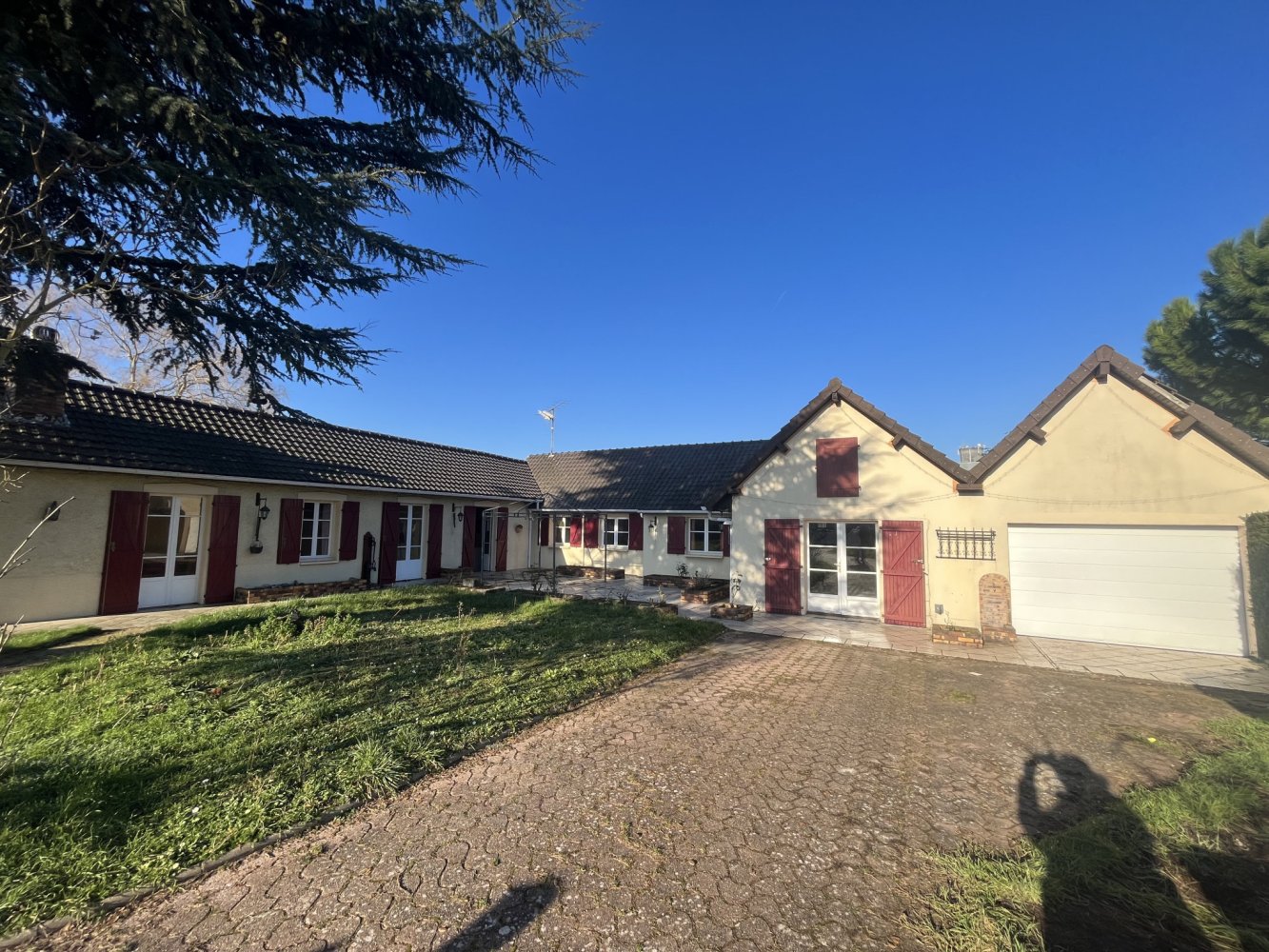 3 bedrooms House in Chilleurs-aux-Bois, France No. 218918