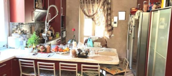 4 rooms Apartment in Carate Brianza, Italy No. 3694 6