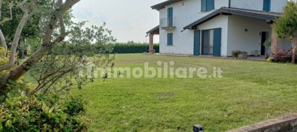 3 bedrooms Villa in Gottolengo, Italy No. 308305 2