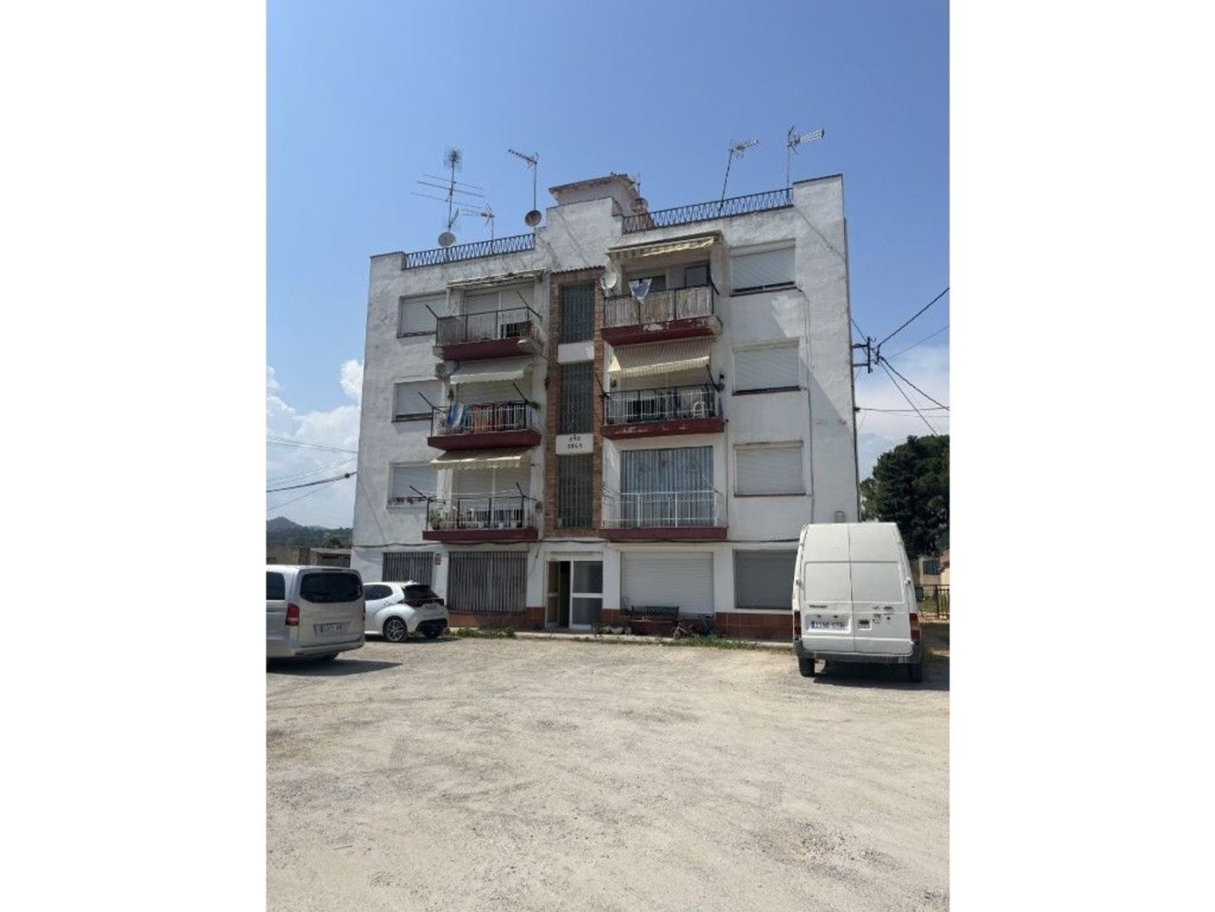3 chambres Appartement à Santa Eulalia De Roncana, Spain No. 201953