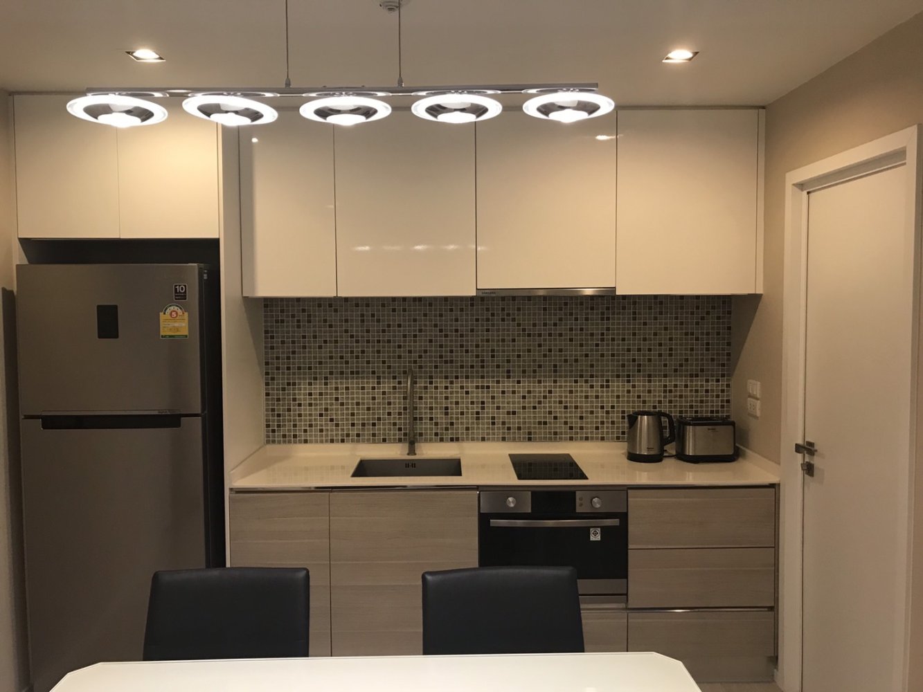 Кондоминиум  с 1 спальней в Пляж Рейли, Таиланд № 66131