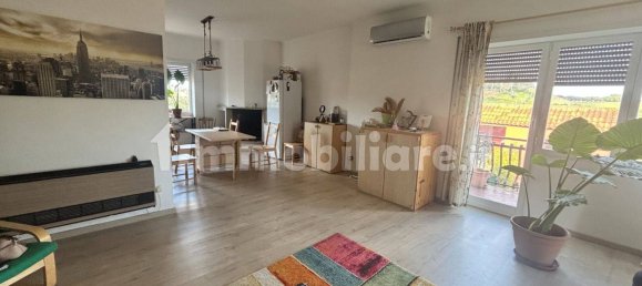 Квартира с 2 спальнями в Рим, Италия № 150201 4