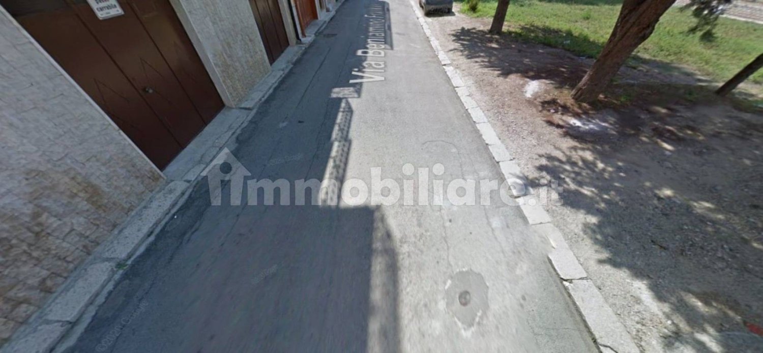 Almacén de 1 habitación en Canosa di Puglia, Italy No. 303657