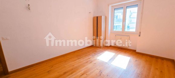 2 bedrooms Apartment in Rome, Italy No. 222753 14