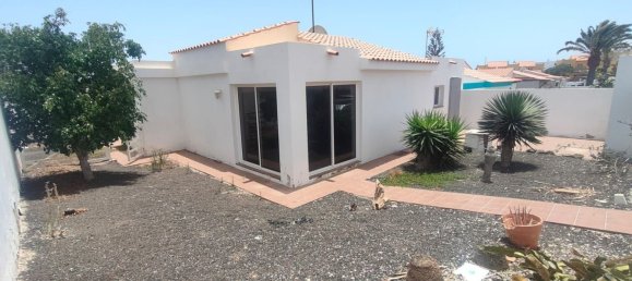 2 bedrooms House in La Oliva, Spain No. 168592 15