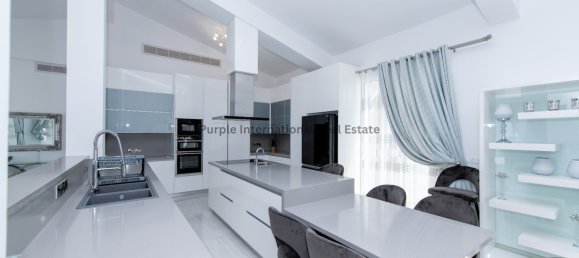 Вилла с 4 спальнями в Си Кейвз, Кипр № 968 21