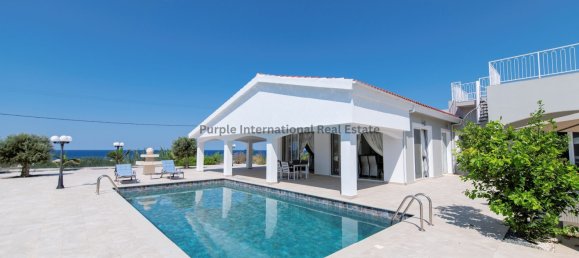 Вилла с 4 спальнями в Си Кейвз, Кипр № 968 22