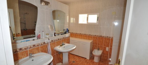 5 Schlafzimmer Haus in Alicante, Spain, Nr. 182075 8