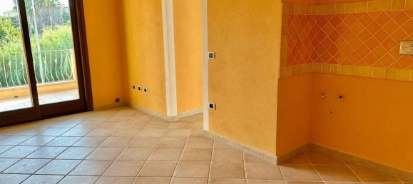 3 Schlafzimmer Wohnung in Santa Teresa Gallura, Italy, Nr. 327774 4