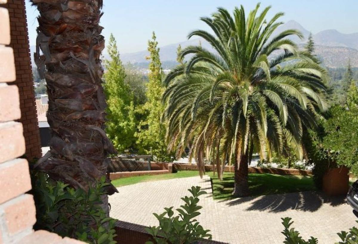 6 bedrooms House in Santiago, Chile No. 5512