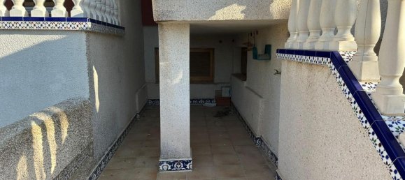 4 bedrooms Bungalow in Guardamar del Segura, Spain No. 13265 6