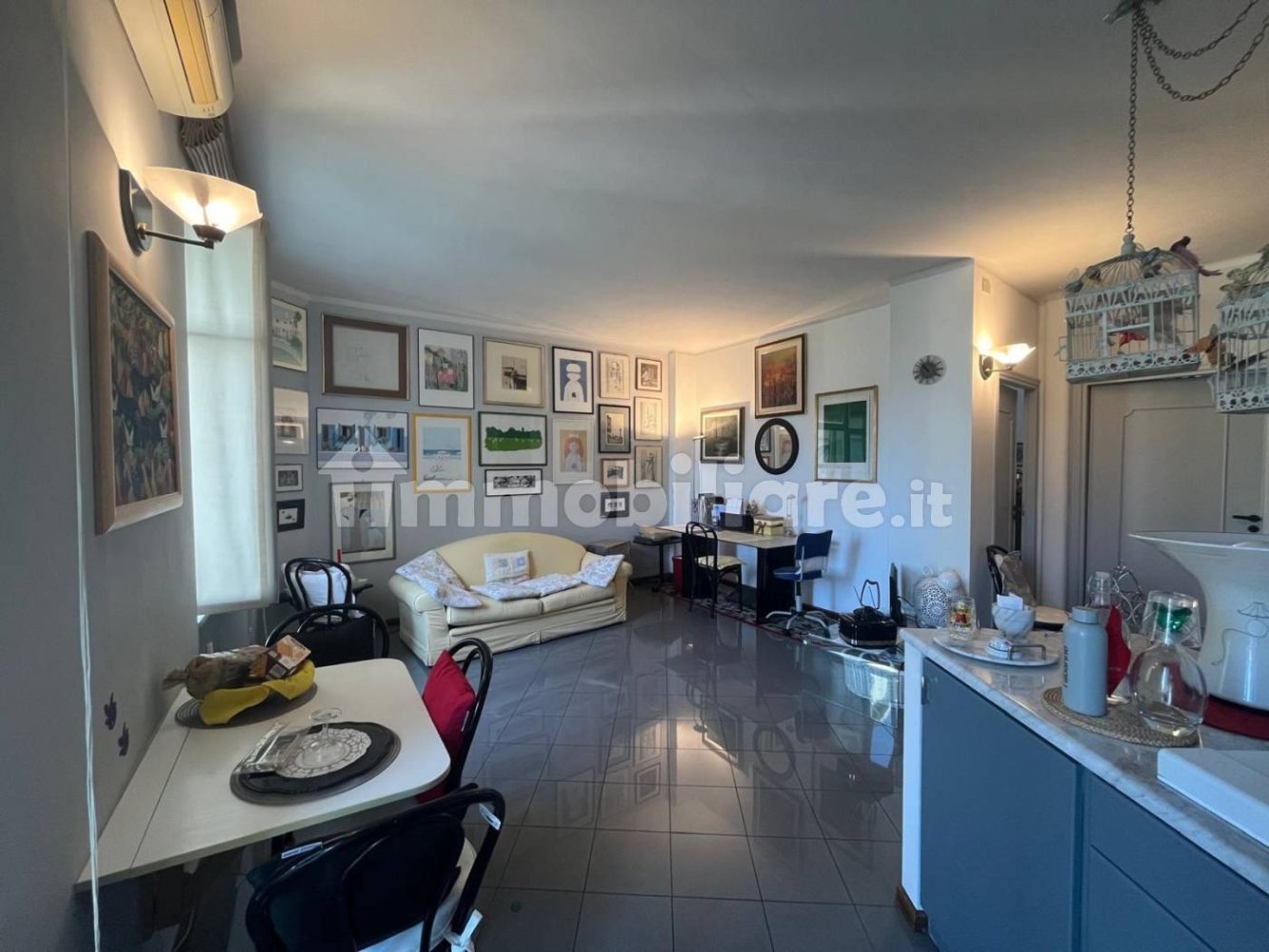 Apartamento de 2 dormitorios en Turin, Italy No. 282869
